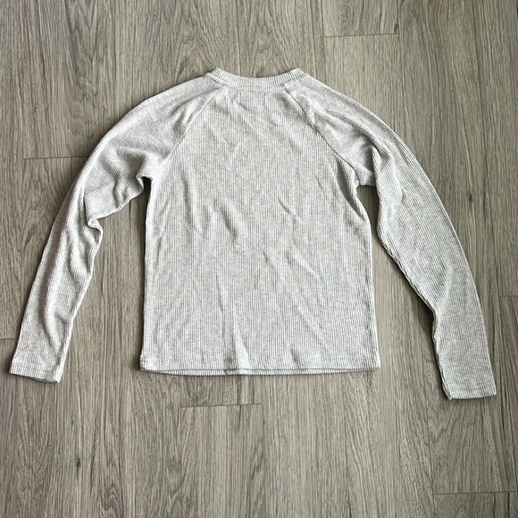 Soft Long Sleeve Top Size S - Picture 6 of 6